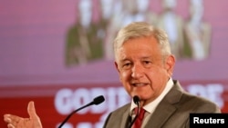 ប្រធានាធិបតី​ប្រទេស​ម៉ិកស៊ិក​ លោក Andres Manuel Lopez Obrador ថ្លែង​ក្នុង​សន្និសីទ​សារព័ត៌មាន​ នៅទីក្រុង​ម៉ិកស៊ីកូ ប្រទេស​ម៉ិកស៊ិក កាល​ពី​ថ្ងៃ​ទី​៣១ ឧសភា ២០១៩។