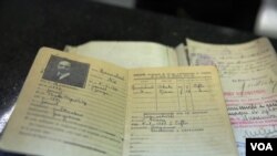 ნოე რამიშვილის საფრანგეთის პასპორტი თბილისის აეროპორტში