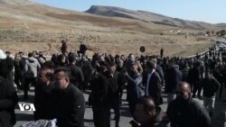 مامۆستایان و فەرمانبەرانی ناڕازی لە بازگەی دێگەڵە ڕێگریان لێدەکرێت