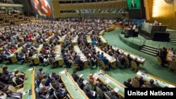 រូបភាព​នៃ​មហាសន្និបាត​អង្គការ​សហប្រជាជាតិ​លើកទី៧០ កាលពីថ្ងៃទី២៨ ខែកញ្ញា ឆ្នាំ២០១៥។