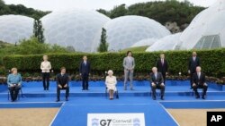 APTOPIX Britain G7