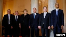 Le président américain Barack Obama pose avec des dirigeants nordiques à la Maison Blanche à Washington, États-Unis, le 13 mai 2016. (Reuters/Kevin Lamarque)