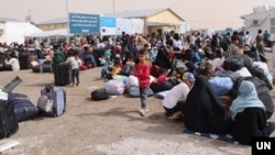 عفو بین‌الملل از ایران خواسته است که از اخراج افرادی که به گفتهٔ این سازمان در معرض آزار و اذیت و دستگیری توسط طالبان قرار دارند، خودداری کند.