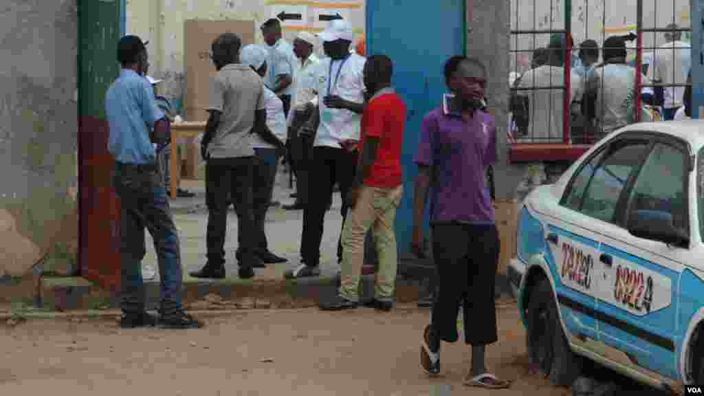 Ana gudanar da zabubbukan majalisu da kananan hukumomi a Burundi.