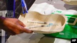 Građani Srbije će moći da biraju koju vakcinu žele kao treću dozu, navodi Vlada