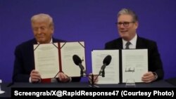 دواړو مشرانو د تړون د لاسلیک کولو په مهال له خبریالانو سره خبرې وکړې