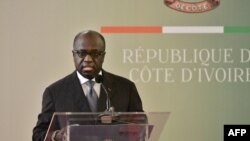 Marcel Amon-Tanoh, ancienministre des Affaires étrangères de Côte d'Ivoire. prononce un discours au palais présidentiel d'Abidjan le 2 octobre 2017 .