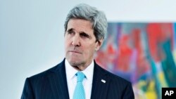 Amerika bosh diplomati Myunxen xavfsizlik anjumanida qatnashish uchun Germaniyaga jo'nab ketdi. Ertaga konferensiya doirasida Ukraina oppozitsiyasi vakillari bilan ko'rishadi.