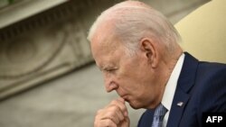 Претседателот ја повтори својата цврста поддршка за Израел и заштитата на израелските граѓани од Хамас и сите други закани, а исто така го нагласи императивот да се заштитат палестинските цивили, соопшти Белата куќа