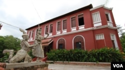 Inside Cambodia's Oldest Fine Arts University