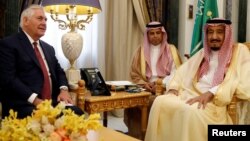 AQSh Davlat kotibi Reks Tillerson va Qirol Salmon, Riyod, 22-oktabr, 2017