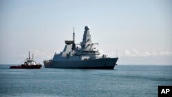 នាវា​ពិឃាដ HMS របស់​អង់គ្លេស បាន​មក​ដល់​កំពង់ផែ Batumi នៅ​ប្រទេស​ Georgia ថ្ងៃ​សៅរ៍ ទី២៦ ខែមិថុនា ឆ្នាំ២០២១។ 