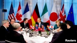 Presiden AS Barack Obama dan para pemimpin G-7 dalam pertemuan di Den Haag, Belanda Senin (24/3). 