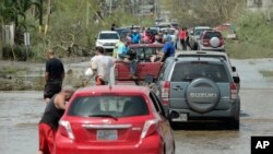 Stanovnici Portorika na poplavljenim putevima zbog uragana Maria