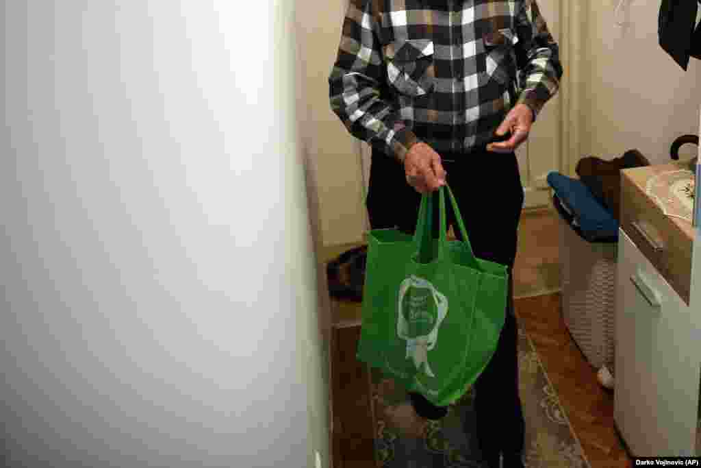 Serbia Granny's Kitchen: Jelena Petrovic's husband Milan arrives with groceries