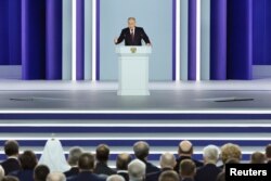 블라디미르 푸틴 러시아 대통령이 21일 상·하원 합동회의에서 연례 국정 연설을 하고 있다.