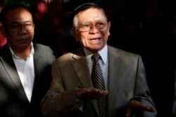 FILE: Cambodian opposition leader Kem Sokha speaks to journalists at his house in Phnom Penh, Cambodia February 6, 2020.