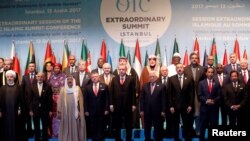Pemimpin dan perwakilan negara anggota Organisasi Kerjasama Islam dalam pertemuan luar biasa di Istanbul, Turki, 13 Desember 2017.