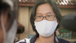 រូបឯកសារ៖ អ្នកស្រី​ ចក់ សុភាព នាយិកា​នៃ​មជ្ឈមណ្ឌល​សិទ្ធិ​មនុស្ស​កម្ពុជា ផ្តល់​បទ​សម្ភាស​ដល់​វីអូអេ​ នា​ថ្ងៃសវនាការលោក​កឹម​ សុខា​ នៅ​ថ្ងៃទី​១៩ ខែ​មករា​ ឆ្នាំ​២០២២។ (ខាន់​ សុគុំមនោ/វីអូអេ)