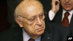 Turkiyaning besh karra bosh vaziri bo'lgan Sulaymon Demirel