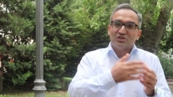 İqtisadçı Xalid Kərimli quru sərhədlərinin bağlı olması haqda danışır