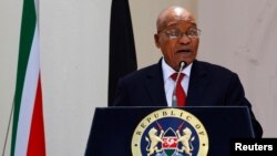 Le président de l'Afrique du sud Jacob Zuma lors d'une conférence de presse, à Nairobi, Kenya, le 11 octobre 2016. 