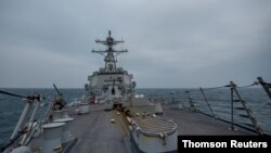 지난 2021년 미국 해군의 '존핀' 미사일 구축함이 타이완 해협을 통과하고 있다.