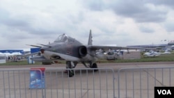2013年8月莫斯科航展上的苏-25型战机。这款战机目前正参加俄罗斯在叙利亚的空袭行动。