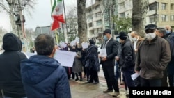 تصویری از تجمع بازنشستگان در ساری. آرشیو