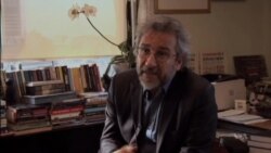Turkish Editor Vows to Fight for Free Speech, Democracy