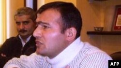 Azərbaycanda tənqidçi jurnalist oğurlanaraq döyülüb