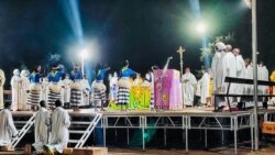 La messe à la Cathédrale de Ouagadougou, Ouagadougou, le 25 décembre 2020. (VOA/Lamine Traoré)
