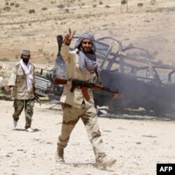 Qaddafiyga qarshi kurashayotgan jangarilar