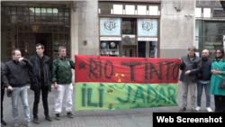 Protest ekoloških aktivista ispred SANU 6. maja 2021. godine 