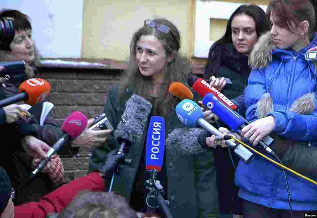 Maria Alekhina speaks to the media at the Committee Against Torture after being released from prison in Nizhny Novgorod, Russia, Dec. 23, 2013.&nbsp;