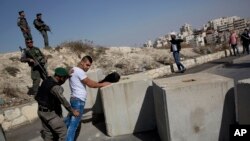 Caption 2020-04-01 19:04:09 1