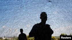 Isroil Falastin ahliga: tirik qolishni istasangiz, qoching! 