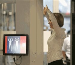 AQSh aeroportlarida yangi qoidalar, yo’lovchilar qo’pol muomaladan shikoyat qilmoqda