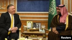 Američki državni sekretar Mike Pompeo sastao se sa saudijskim prijestolonasljednikom Mohamedom bin Salmanom u Rijadu. 