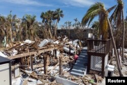 지난해 9월 발생한 초대형 허리케인 '이언'이 강타한 포트마이어스 해변의 모습.
