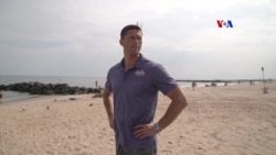 Աշխարհի լավագույն լողորդը լողալ է սովորեցնում մանուկներին. ԲԱՐԻ ԼՈՒՅՍ