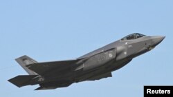 미군 F-35 전투기