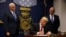 Donald Tramp 2017-yilda yettita musulmon davlatdan fuqarolarni AQShga kiritmaslilk haqida farmon imzolagan edi. 