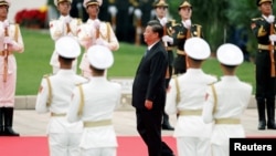 中国领导人习近平在北京天安门广场 （2021年9月30日）