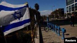 이스라엘 수도 텔아비브에 걸린 이스라엘 국기 (자료 사진)