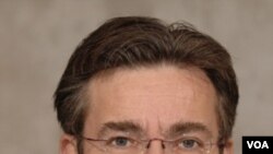 Ketua Partai Demokrat Kristen Belanda, Maxime Verhagen.