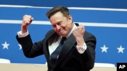 Dunyoning eng badavlat odami bo'lmish Ilon Mask AQSh federal tizimini kichraytirish payida. Prezident Tramp unga aynan shu vazifani yuklagan.