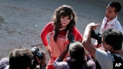 یک ترانسجندر در بنگله‌دیش 