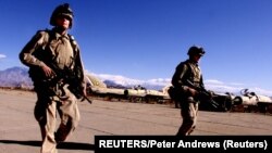 Patrola američkih vojnika na aerodromu u Kabulu - ilustrativna fotografija (Foto: REUTERS/Peter Andrews)