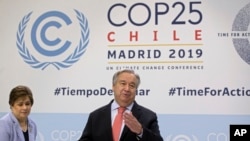 Sekjen PBB Antonio Guterres dalam konferensi pers KTT COP25 di Madrid, Spanyol, 1 Desember 2019. 